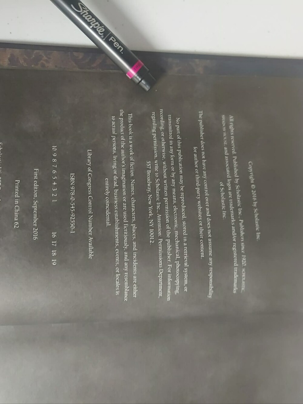 📚 Shadow House: The Gathering (Book 1) by Dan Poblocki 🏛️👻 - Picture 4 of 9